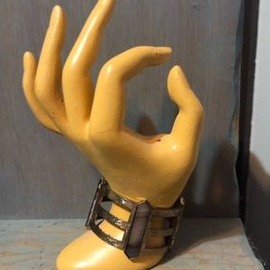 💸3for$14💸. Maurices stretch bracelet - gold tone